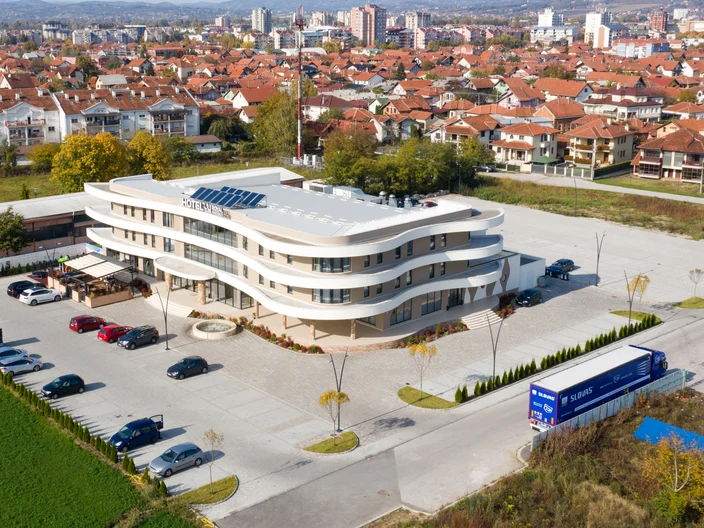 3_HotelRoyal
