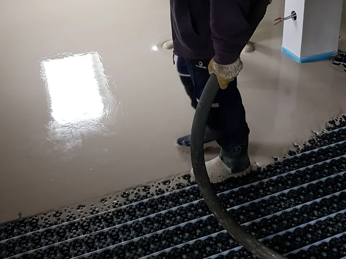 Knauf-Neetze-Bauernhaus-Bodenausgleich-S_400_sprint